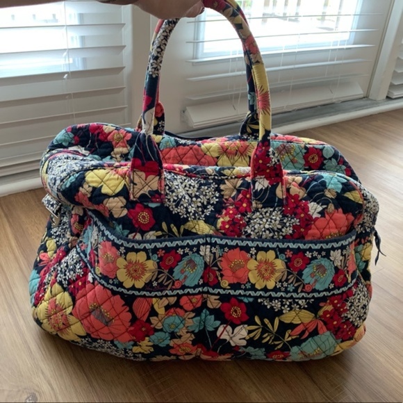 vera bradley small weekender